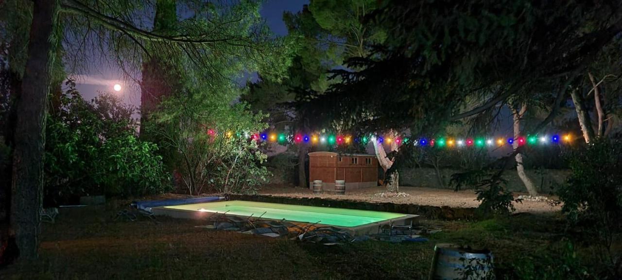 Roulotte Dans L'Aude Βίλα Trausse Εξωτερικό φωτογραφία