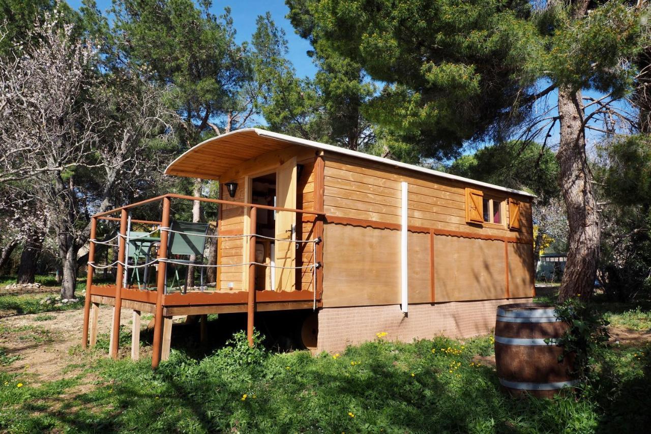 Roulotte Dans L'Aude Βίλα Trausse Εξωτερικό φωτογραφία